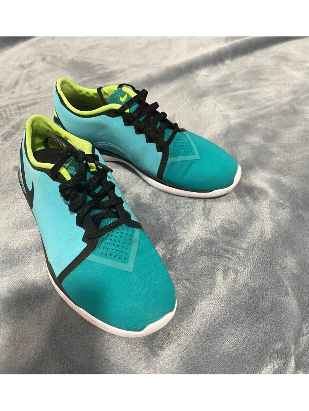 Nike Women’s Lunar Sculpt Training Shoes Blue Green Size 8 Lightweight Gym